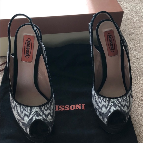 Missoni peep toe sling back sexy heels - wore once - Picture 1 of 6